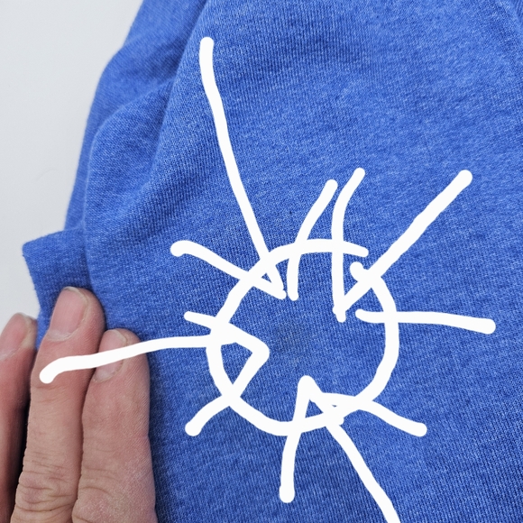 Gildan Heavy Blend Fleece Hoodie With God Bless American Eagle Graphic On Chest - Picture 10 of 10